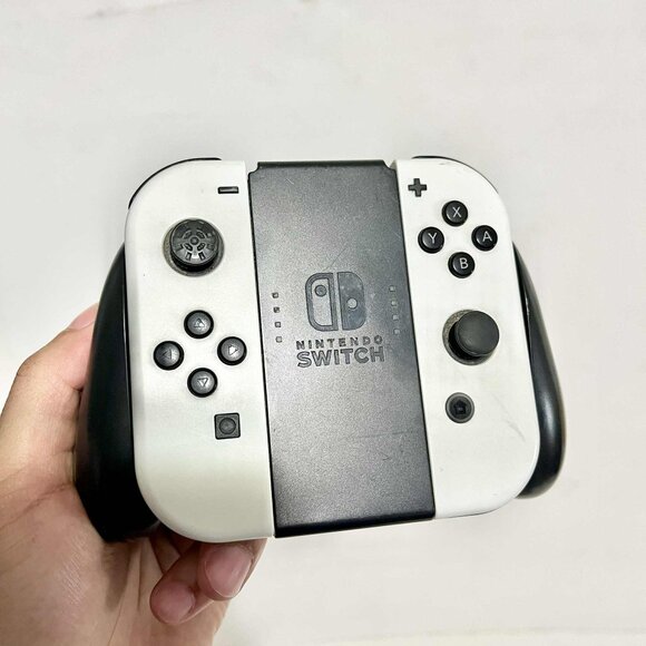 Nintendo Wii Switch White Controllers with Grip Holder (UNTESTED) 🎮 - Picture 3 of 8